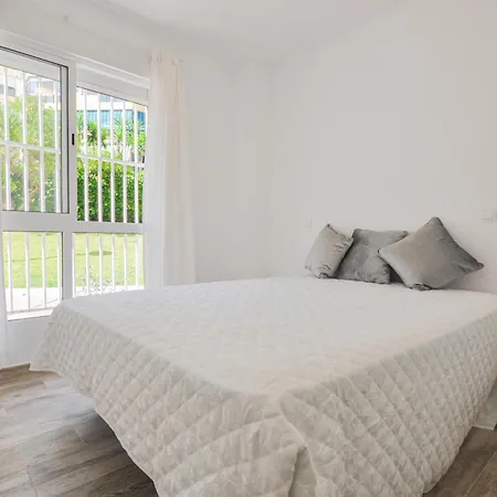 Casaflex, Bajo En La Cala Del Moral